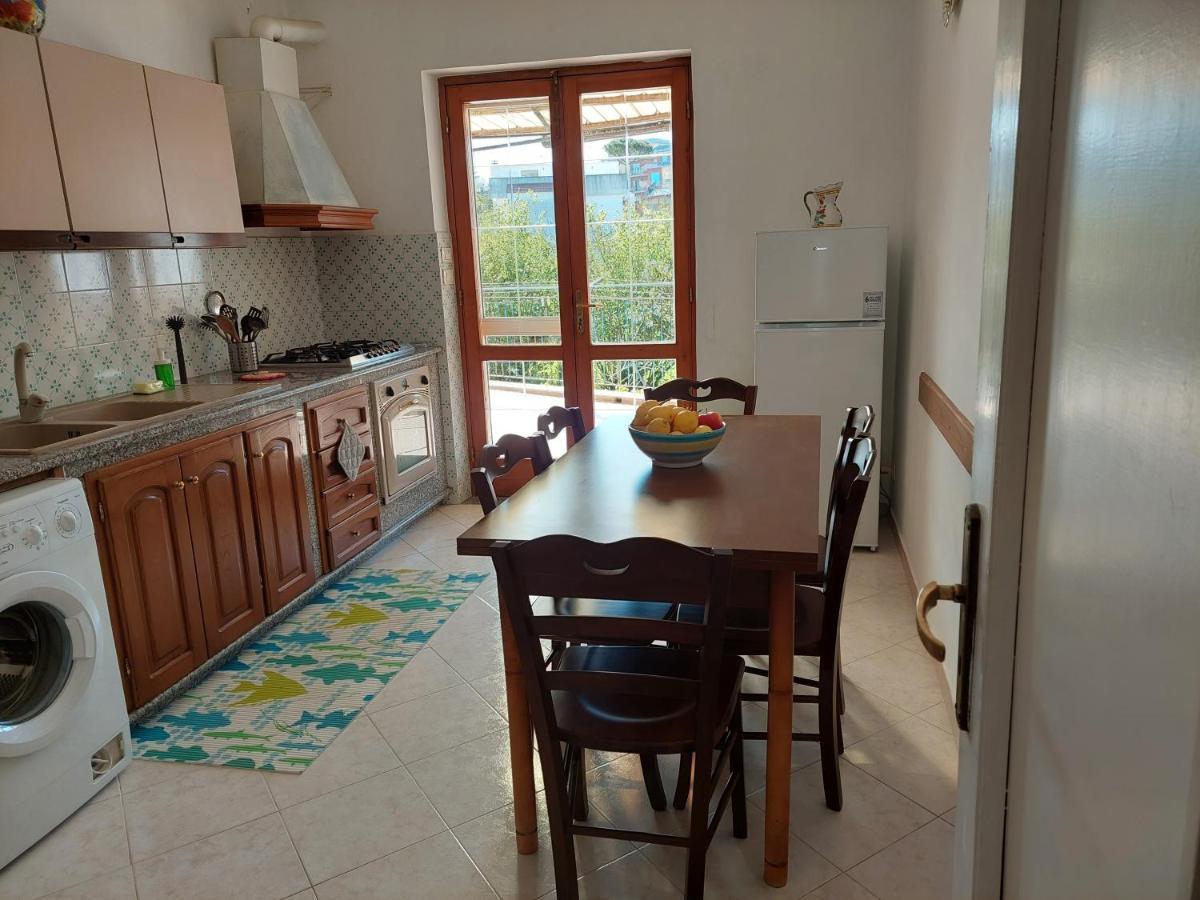 Casa Gargiulo Lägenhet Massa Lubrense Exteriör bild