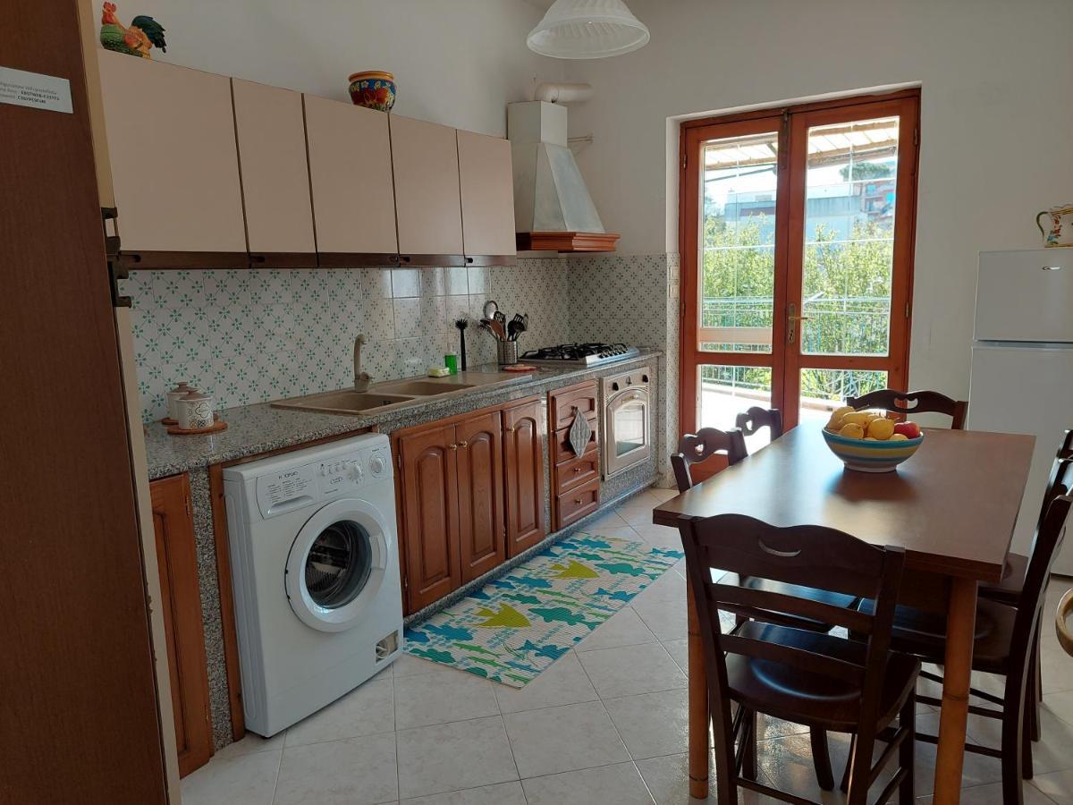 Casa Gargiulo Lägenhet Massa Lubrense Exteriör bild