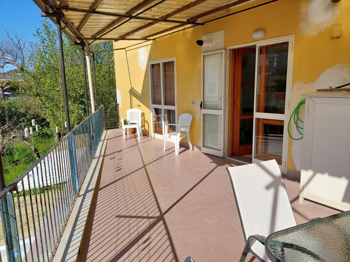 Casa Gargiulo Lägenhet Massa Lubrense Exteriör bild