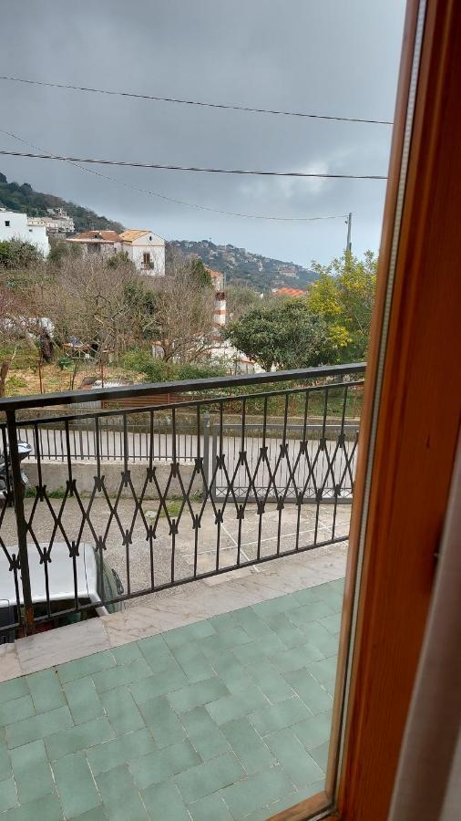 Casa Gargiulo Lägenhet Massa Lubrense Exteriör bild